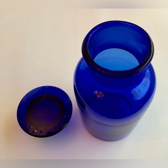 Vintage Cobalt Blue Glass Apothecary Bottle w/Ground Glass Neck & Lid Stopper - Picture 11 of 14